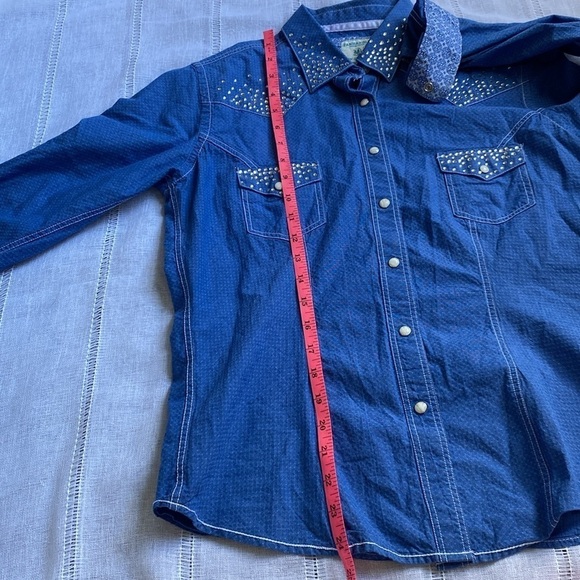 Panhandle rodeo rhinestone western button down. - Picture 6 of 10